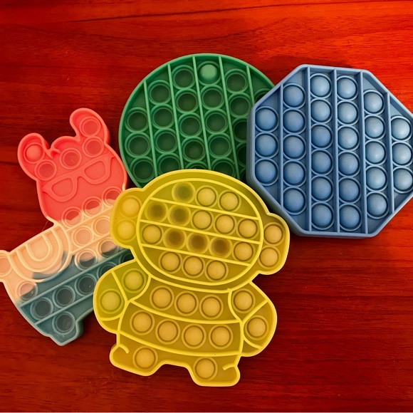 Giant Fidget Lot - Picture 7 of 7